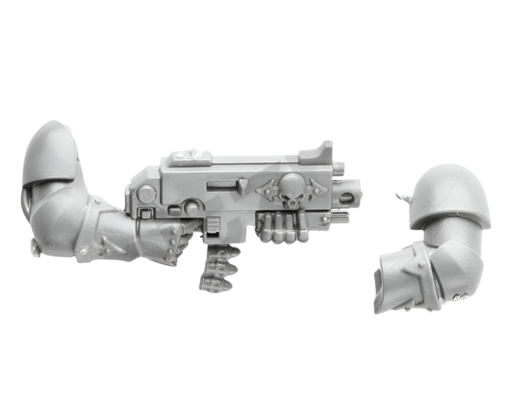 Chaos Space Marines Boltgun D (2)