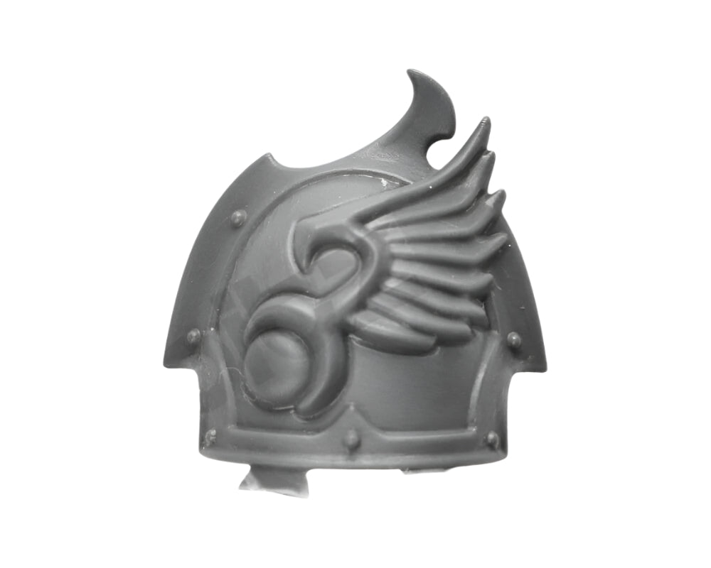 Emperor’s Children Noise Marines Shoulder Pad 15